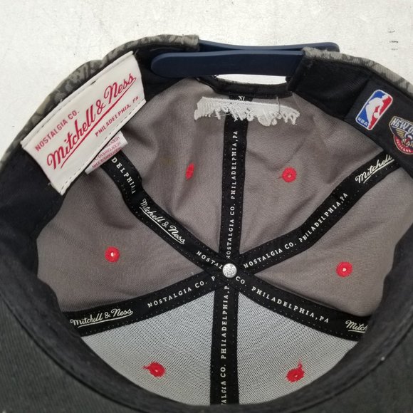 New Orleans Pelicans Snapback | Mitchell & Ness Hat | NBA Pelicans Hat - Picture 3 of 4